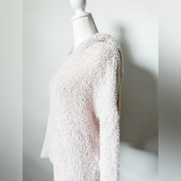 Fuzzy Hooded Sweatshirt - Picture 3 of 5